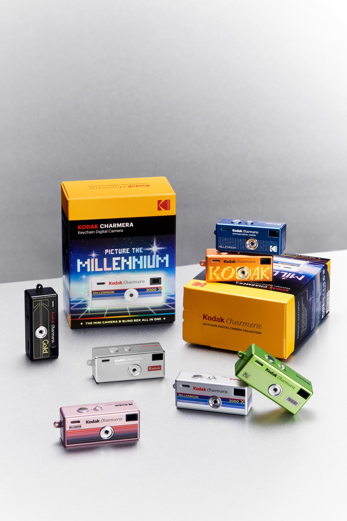 KODAK CHARMERA Millennium 千禧鑰匙圈數位相機 七款全色系與盲盒包裝合照